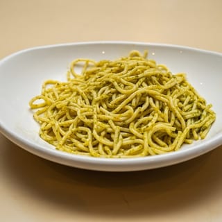 Spaghetti w/ Pesto
