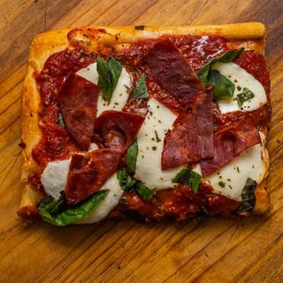 Sicilian Slice Capi Marg